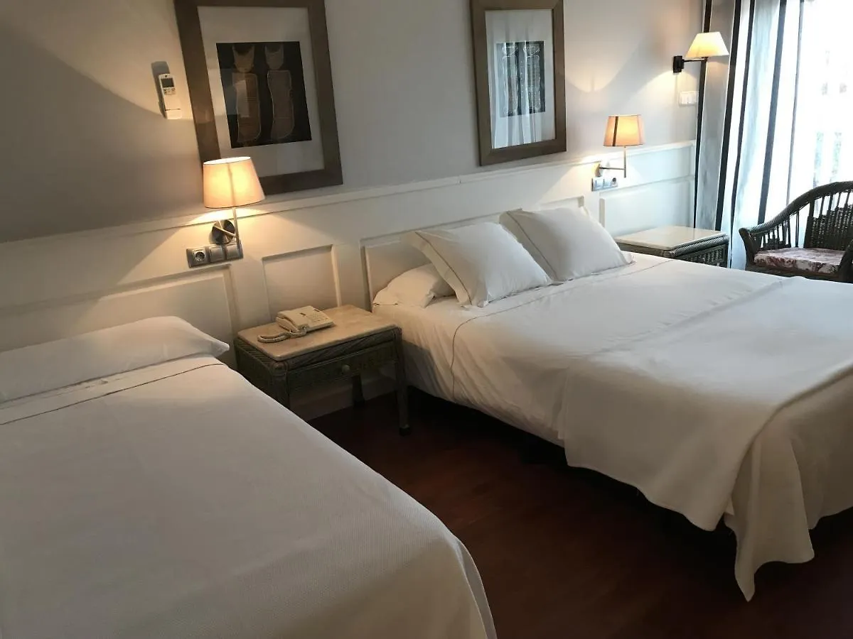 Hotel Vostra Llar パラモス スペイン